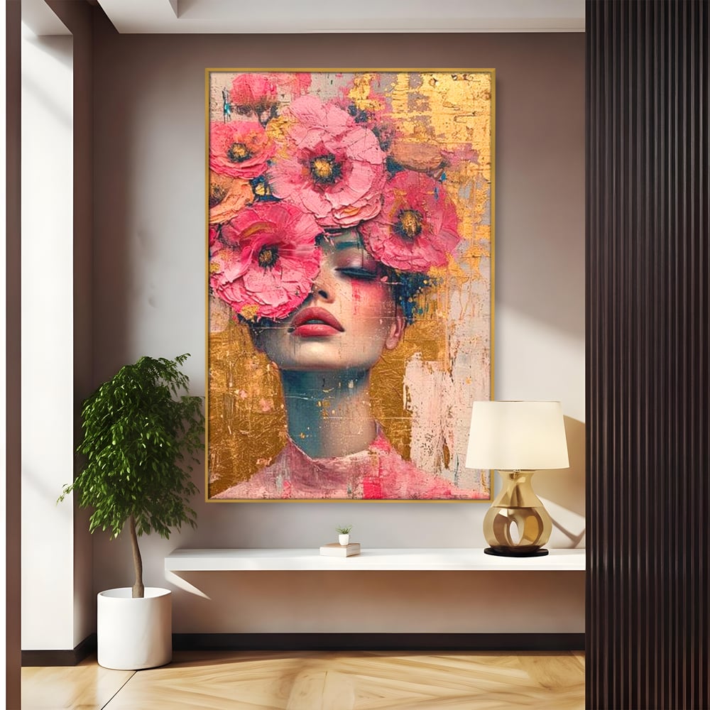 Tablou canvas cu tablou canvas cu portret de femeie si flori roz, in rama de aluminiu auriu